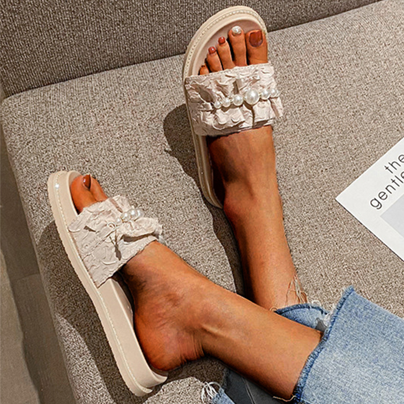 Comelyy Fold Pearl Platform Slippers