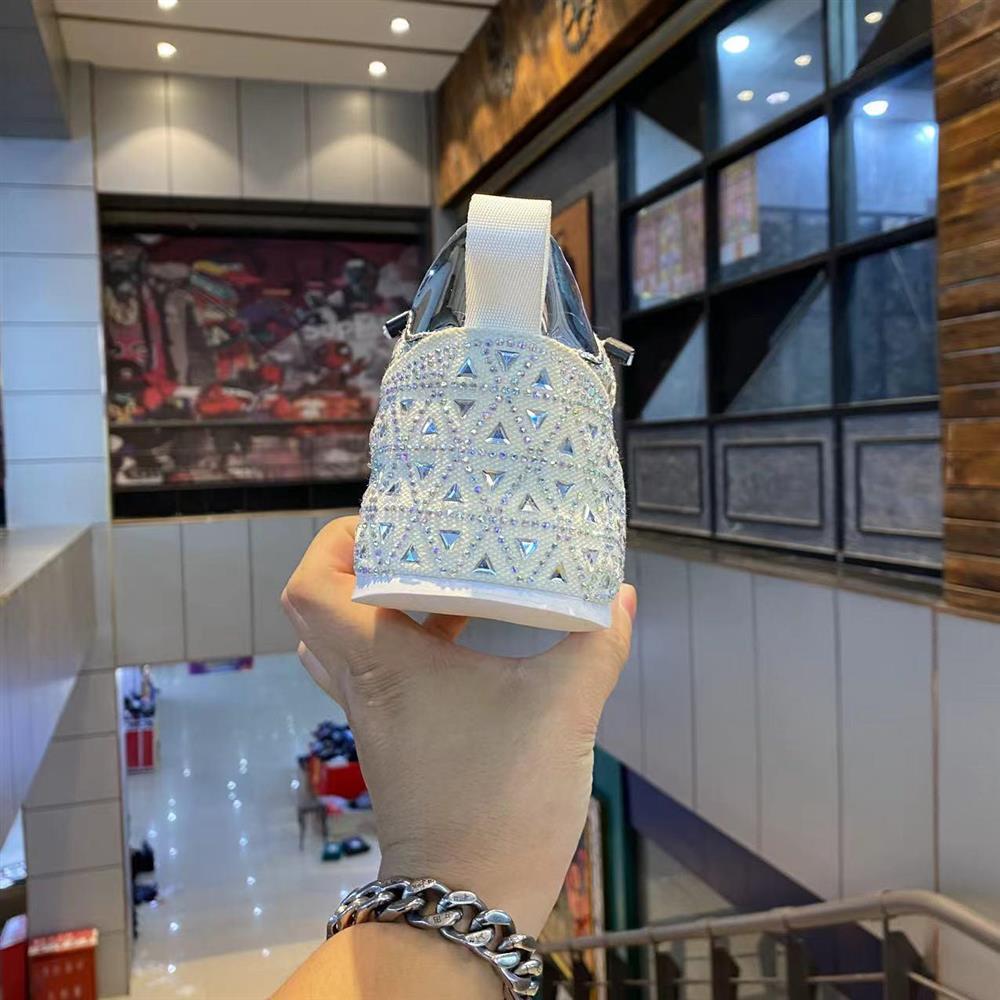 Vernoirx The Bold Side Of Luxury