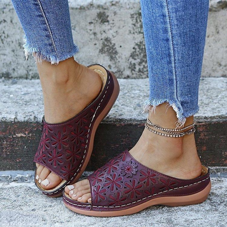 Comelyy Leather Embroidery Women Sandals