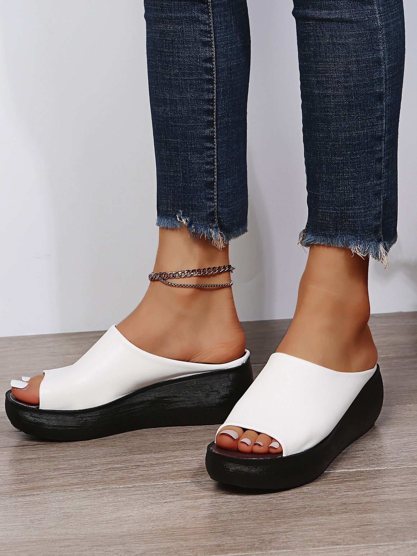 Ladies Leather Sole Slippers Women Sexy High Heel Mules Clogs Black Peep Toe Platform Mules Emal Slip On Sandals Shoes