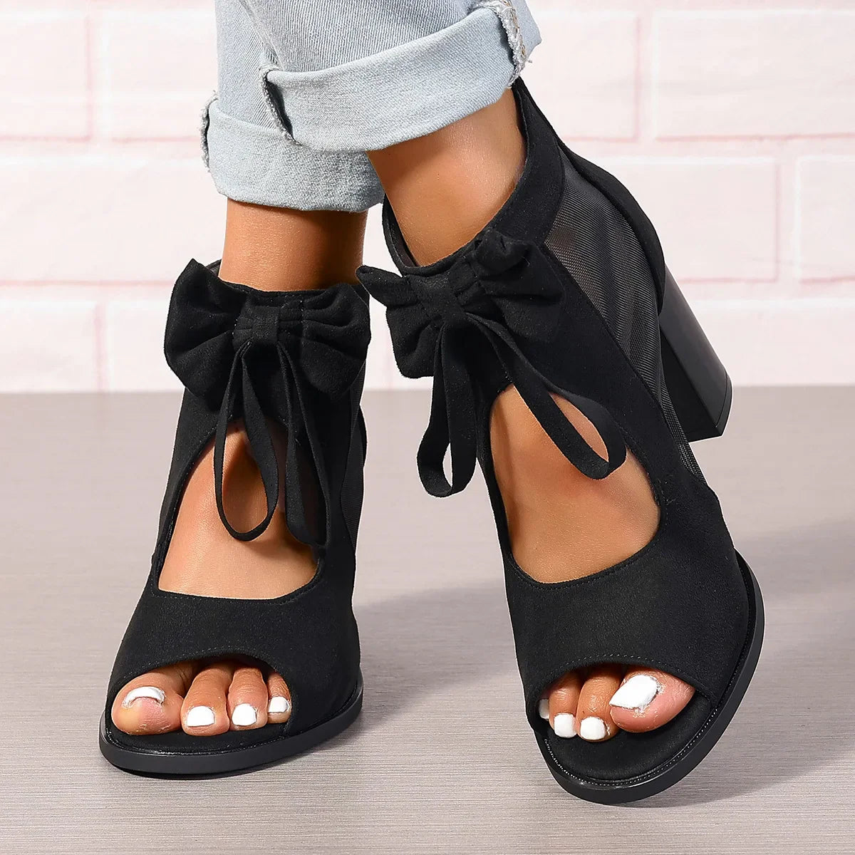 CharmBow™ Women’s Chunky Heel Sandals