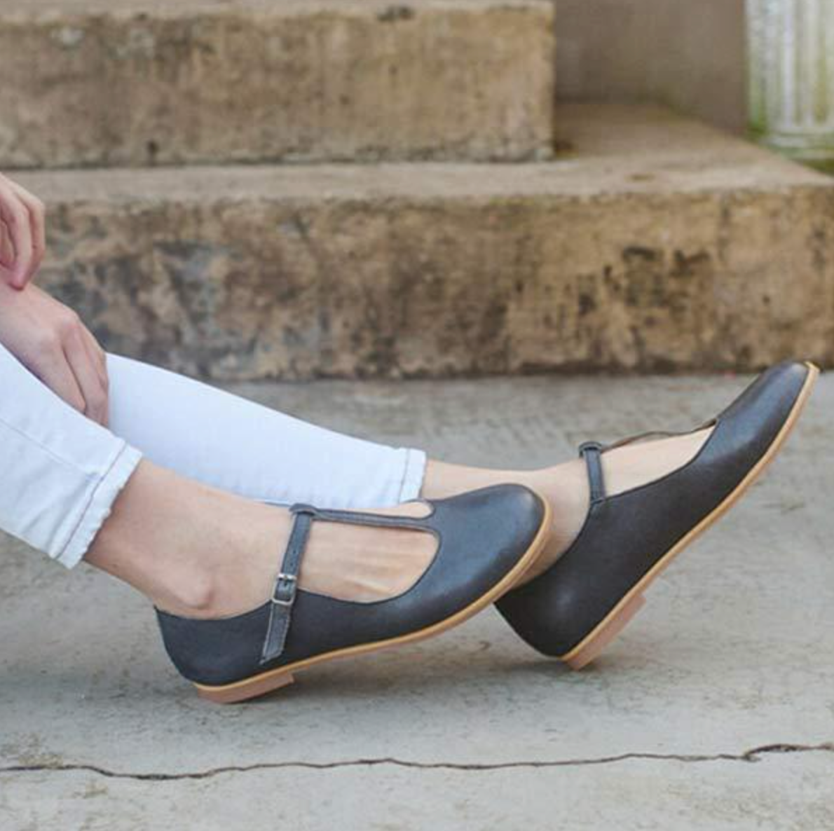 Comelyy Comfortable flat buckle pumps