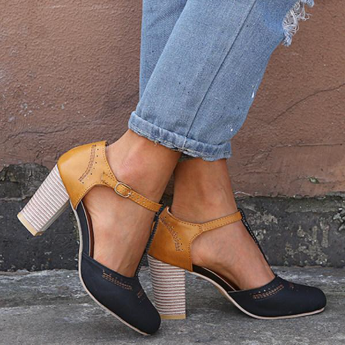 Comelyy Retro Round Toe Color Block T Buckle Womens Shoes