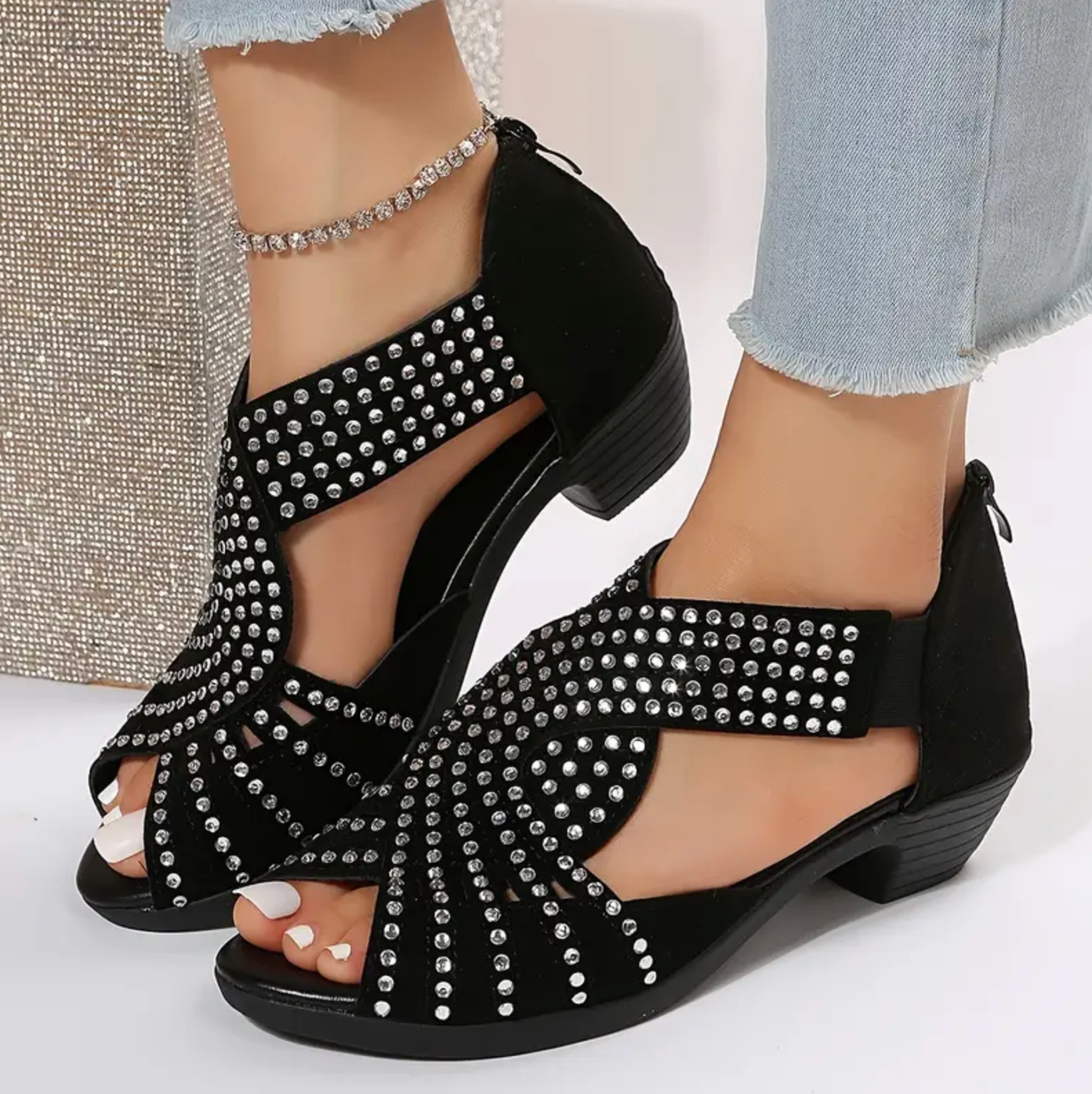 Comelyy Womens Low Heel Hollow Rhinestone Thick Heel Womens Sandals