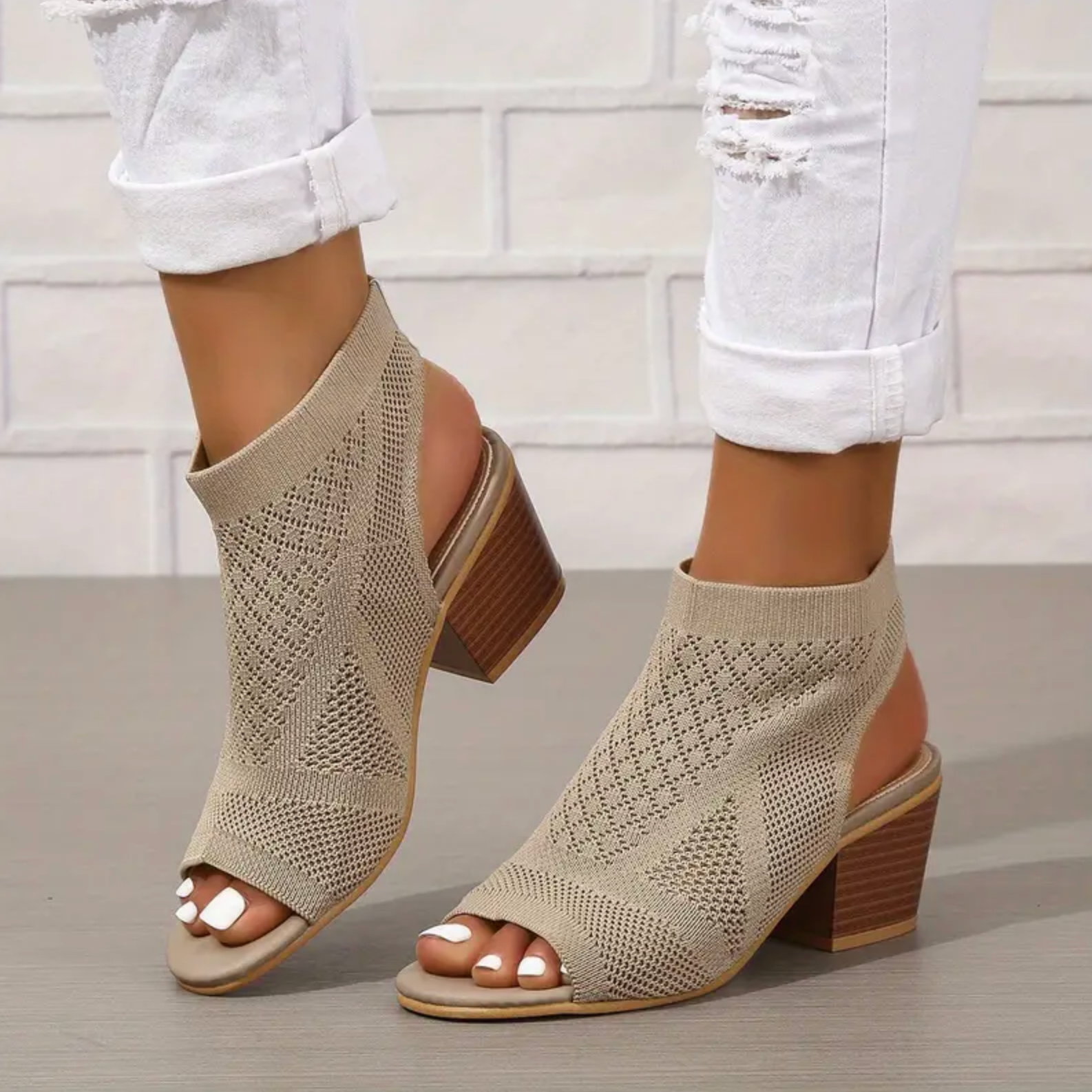 Comelyy fashion large size knitted thick heel slip-on high heel sandals