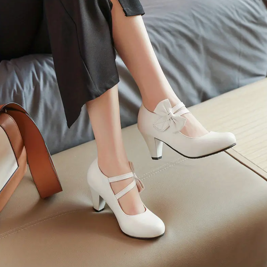 Comelyy Round Toe Kitten Women's Heels Ankle Straps Leather Dance Shoes