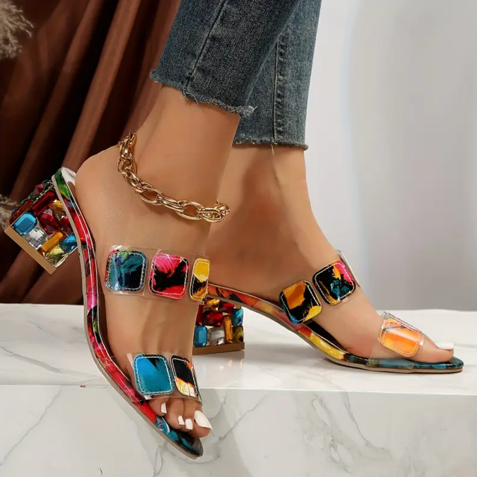 Comelyy Colorful Rhinestone Decor Slip On Chunky Heeled Sandals