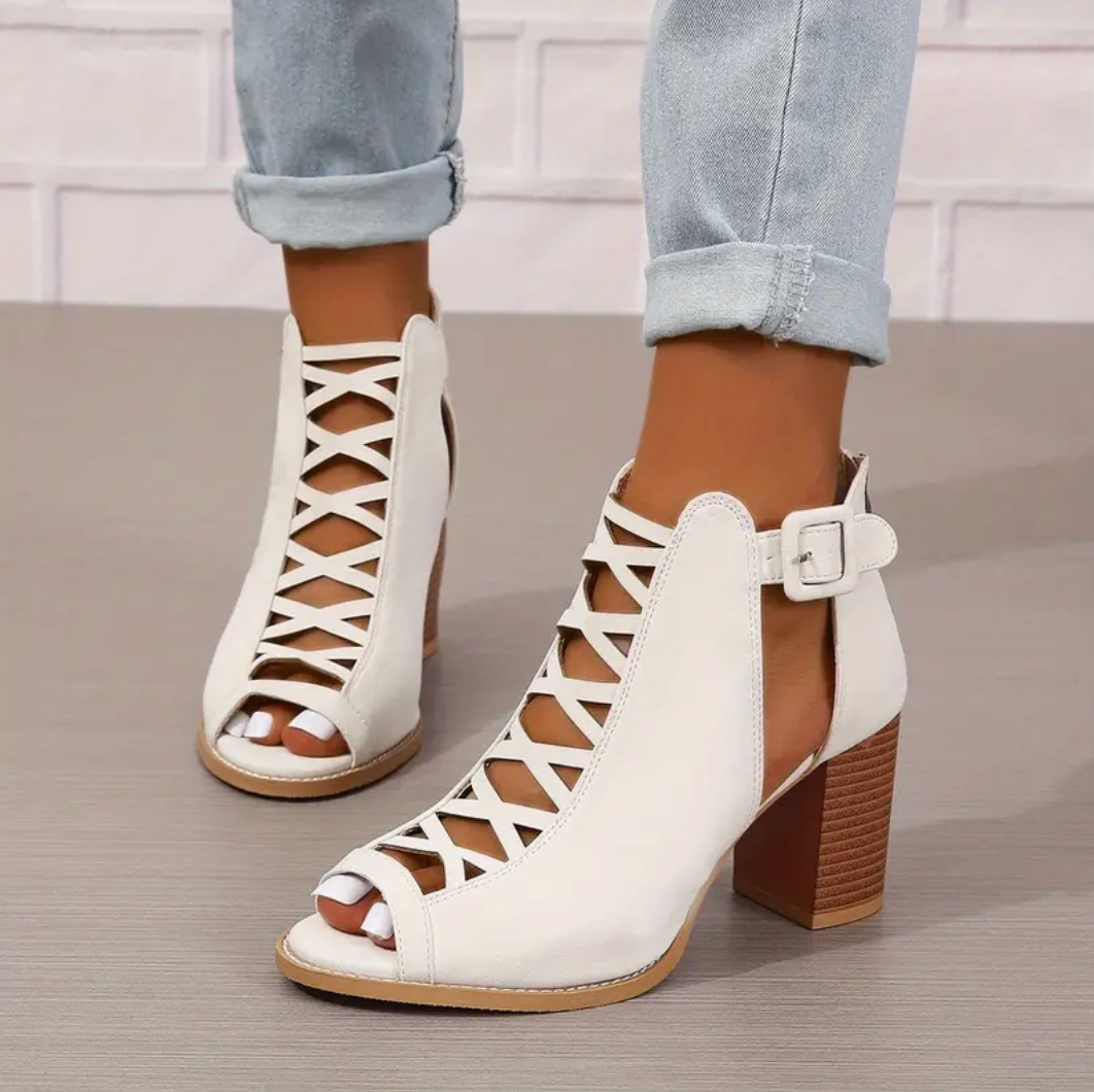 Comelyy Heeled Peep Toe Cut Out Buckle Strap Women Sandals