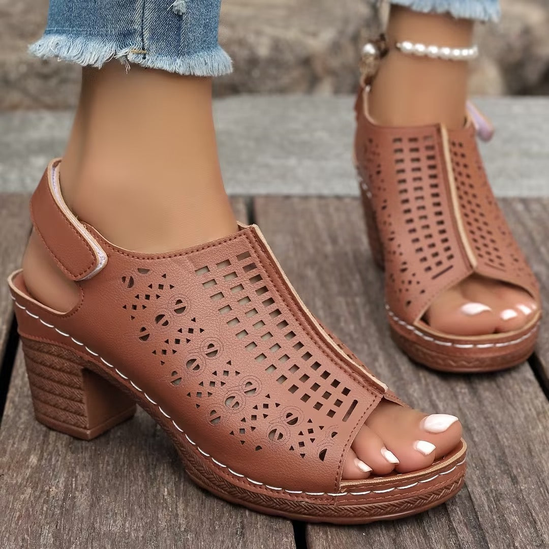Comelyy Fashion Hollow Out Design Peep Toe Chunky Elegant High Heels Sandals